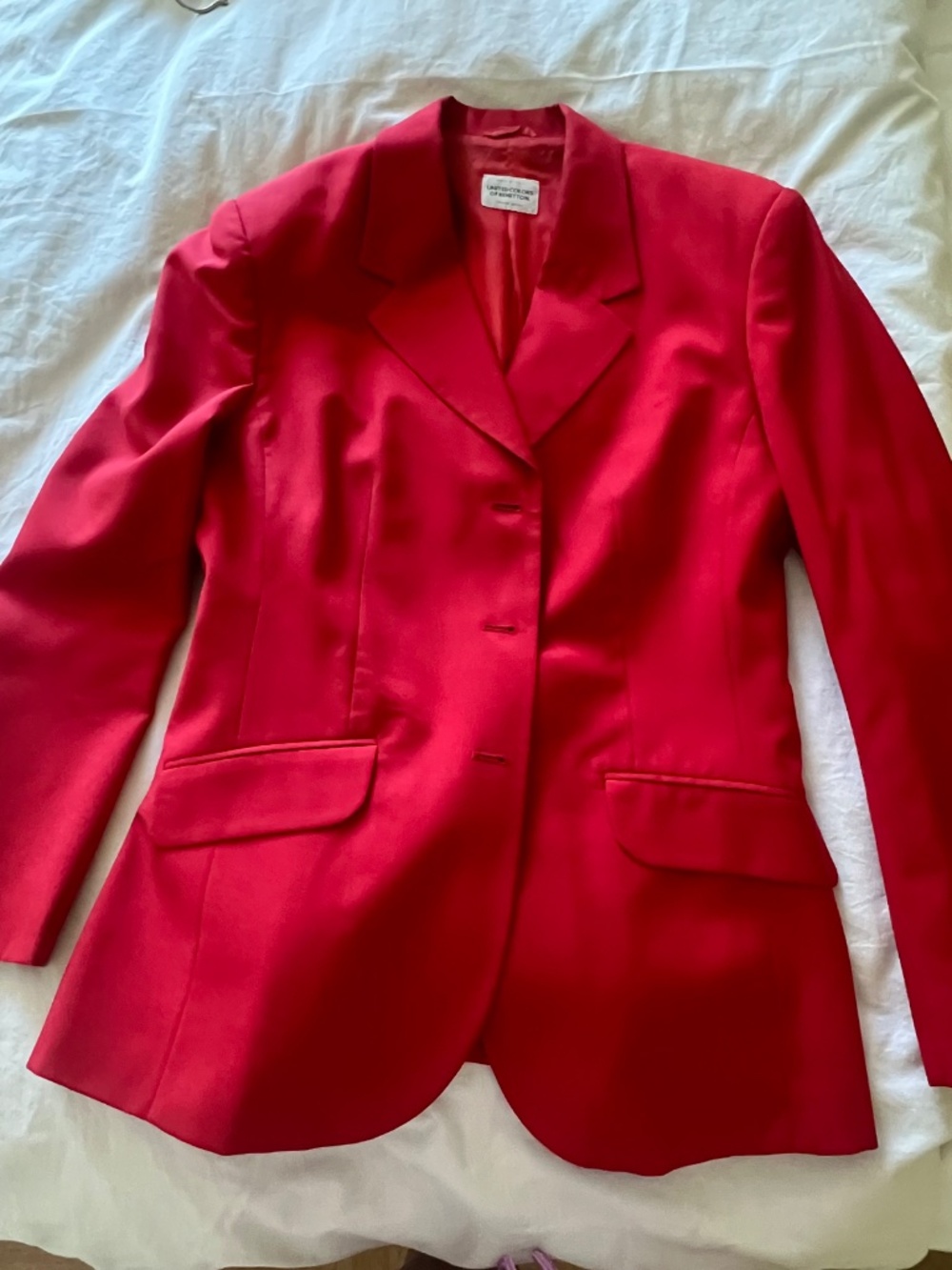 Red suit - Picture 5 of 6